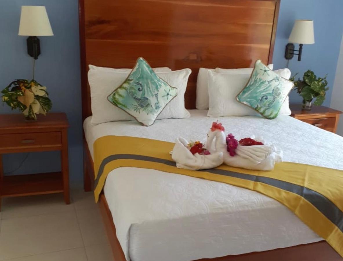 Sommerville Resorts Negril Buitenkant foto