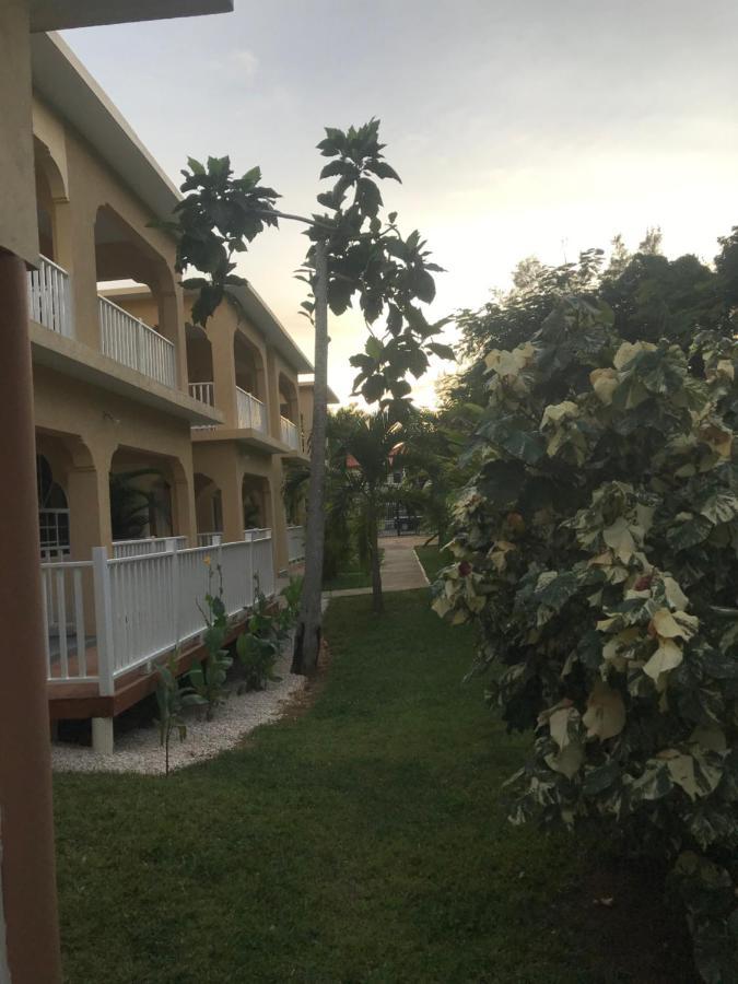 Sommerville Resorts Negril Buitenkant foto